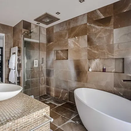 Modern - 1br 2p - Marais Republique